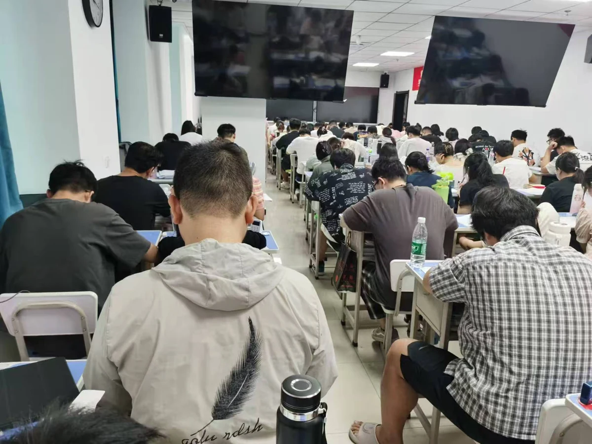 世纪文京河北分公司 公考笔试课堂实拍